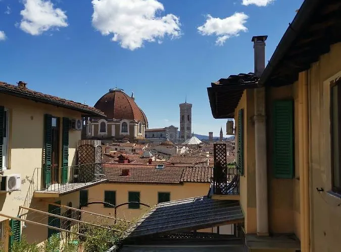 Sweetly Home In Florence Panoramic Suite Con Vista Duomo E Appartamento Elegante Centro Firenze, Stazione * Florencja