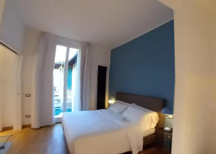 Sweetly Home In Florence Panoramic Suite Con Vista Duomo E Appartamento Elegante Centro Firenze, Stazione Apartament Florencja