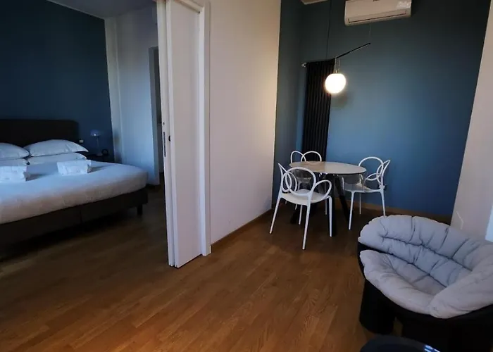 Sweetly Home In Florence Panoramic Suite Con Vista Duomo E Appartamento Elegante Centro Firenze, Stazione Apartament *