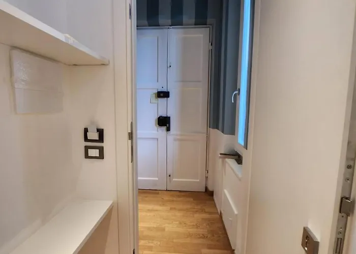 Sweetly Home In Florence Panoramic Suite Con Vista Duomo E Appartamento Elegante Centro Firenze, Stazione Apartament Florencja