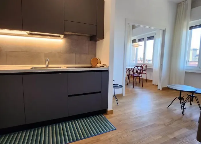 Apartament Sweetly Home In Florence Panoramic Suite Con Vista Duomo E Appartamento Elegante Centro Firenze, Stazione *