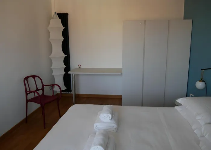 Sweetly Home In Florence Panoramic Suite Con Vista Duomo E Appartamento Elegante Centro Firenze, Stazione Apartament Florencja
