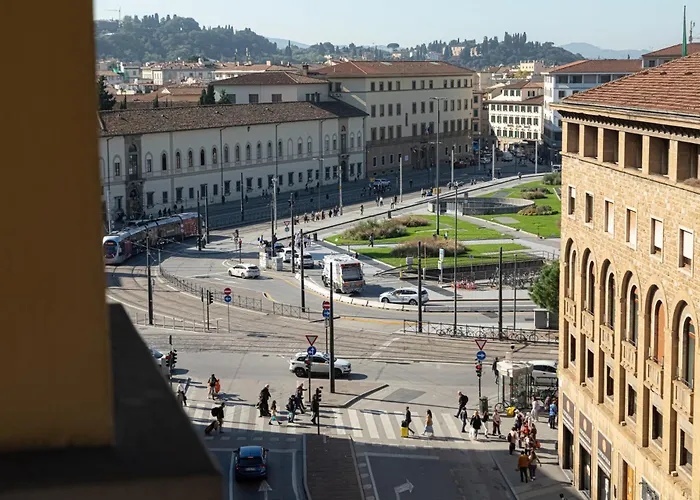 Apartament Sweetly Home In Florence Panoramic Suite Con Vista Duomo E Appartamento Elegante Centro Firenze, Stazione Florencja