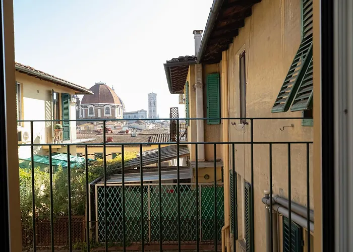 Apartament Sweetly Home In Florence Panoramic Suite Con Vista Duomo E Appartamento Elegante Centro Firenze, Stazione Florencja